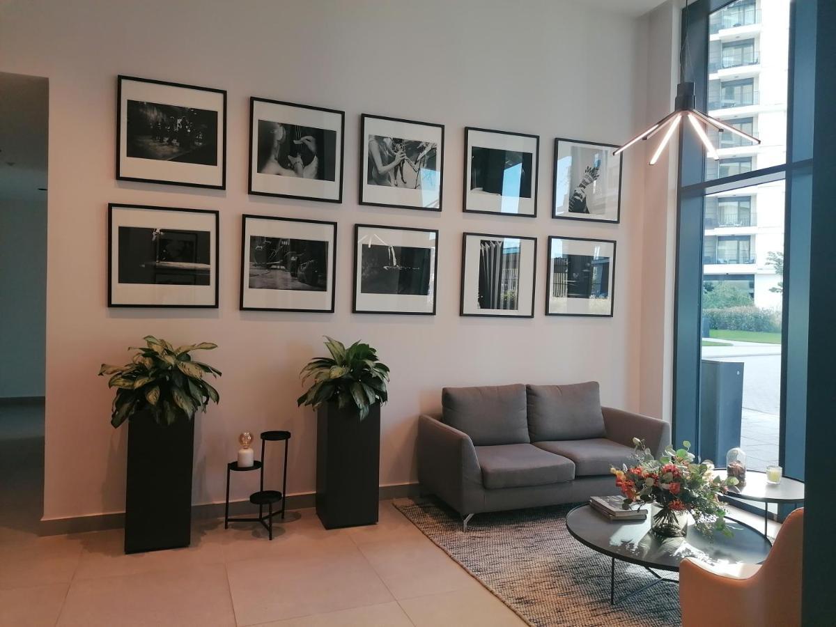 SajmisteBelgrade Waterfront Cozy Symphony 1アパートメント エクステリア 写真